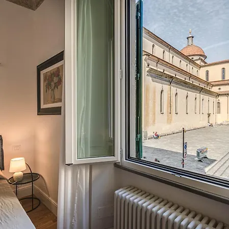 - Brunelleschi Santo Spirito * Florence