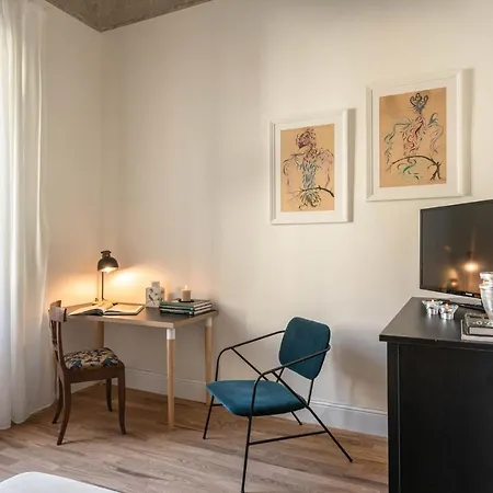 - Brunelleschi Santo Spirito Apartment